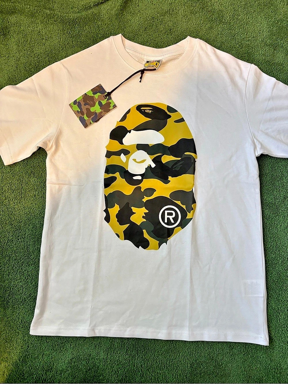 BAPE Camo Graphic Short Sleeve Tee Size Medium NWT